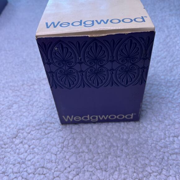 Wedgewood Bone China Clementine Unhandled Vase Incl Box - Picture 10 of 11